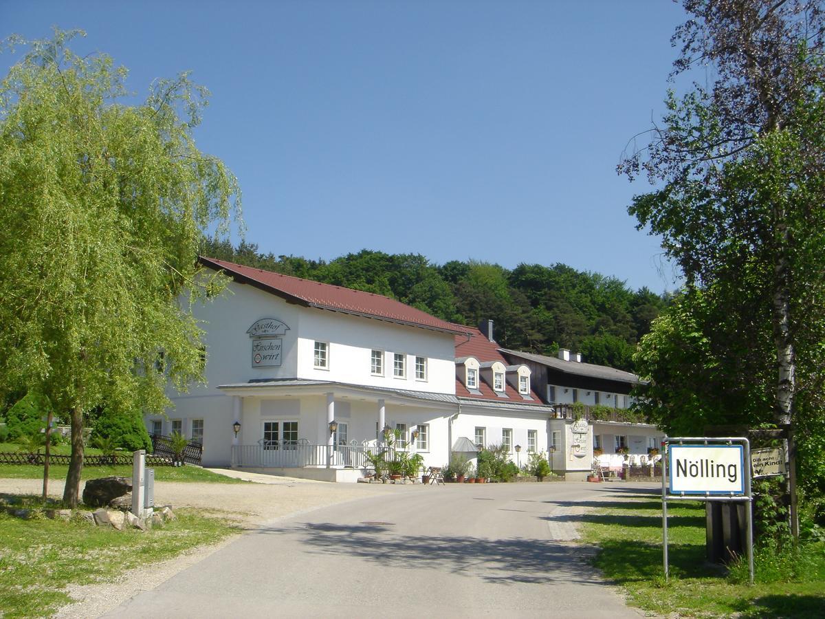 Hirschenwirt Hotel Schonbuhel an der Donau Exterior photo